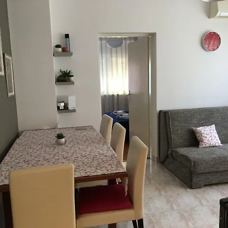 Neda Apartamento